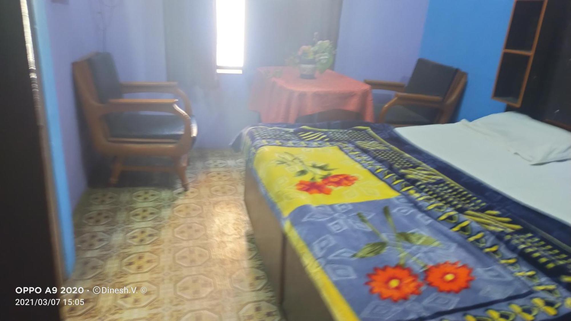Maa Vaishno Guest House Варанаси Экстерьер фото