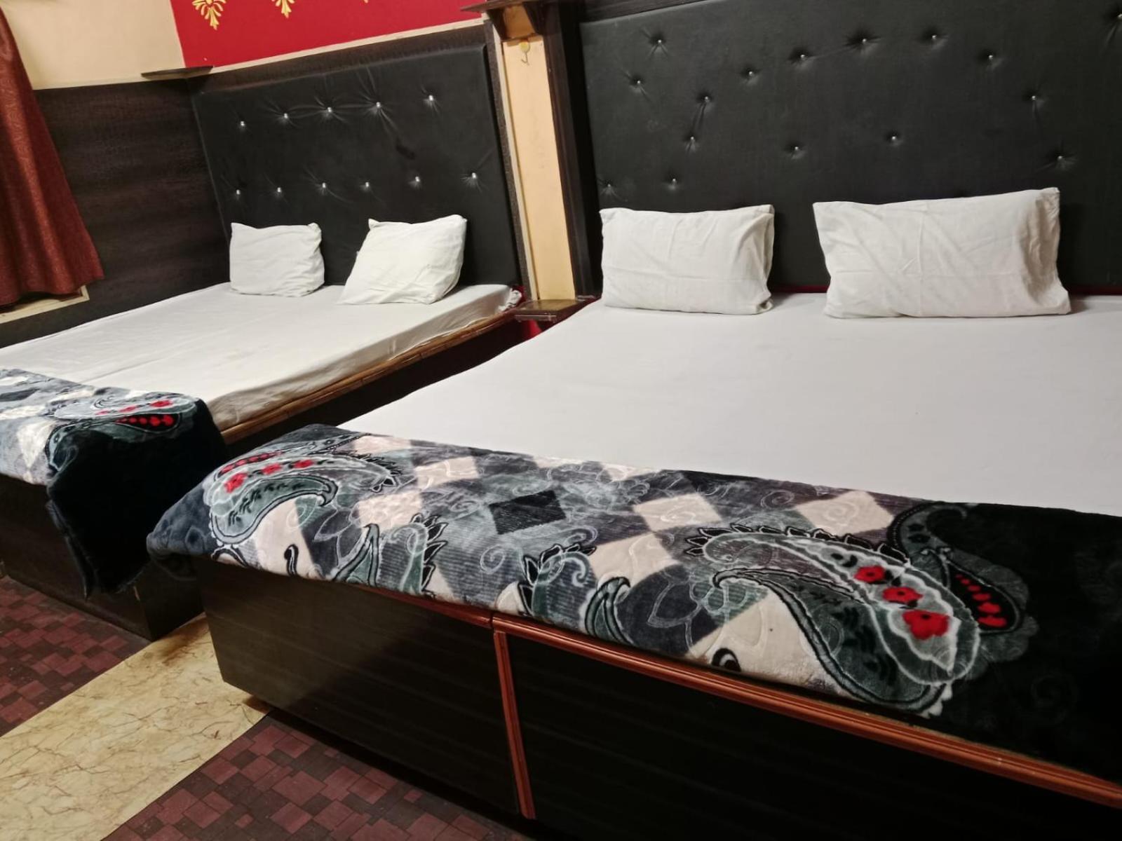 Maa Vaishno Guest House Варанаси Экстерьер фото
