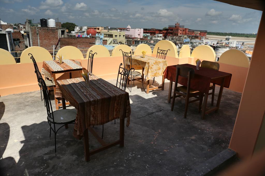 Maa Vaishno Guest House Варанаси Экстерьер фото